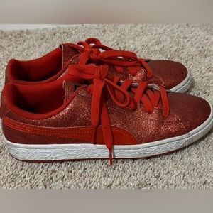 Red Sparkley Pumas (Still in good condition)